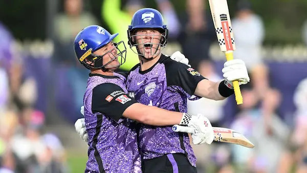 Hobart Hurricanes Chase of 209 Runs